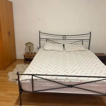Apartment Adela