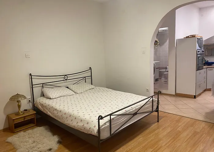 Adela Apartmán *
